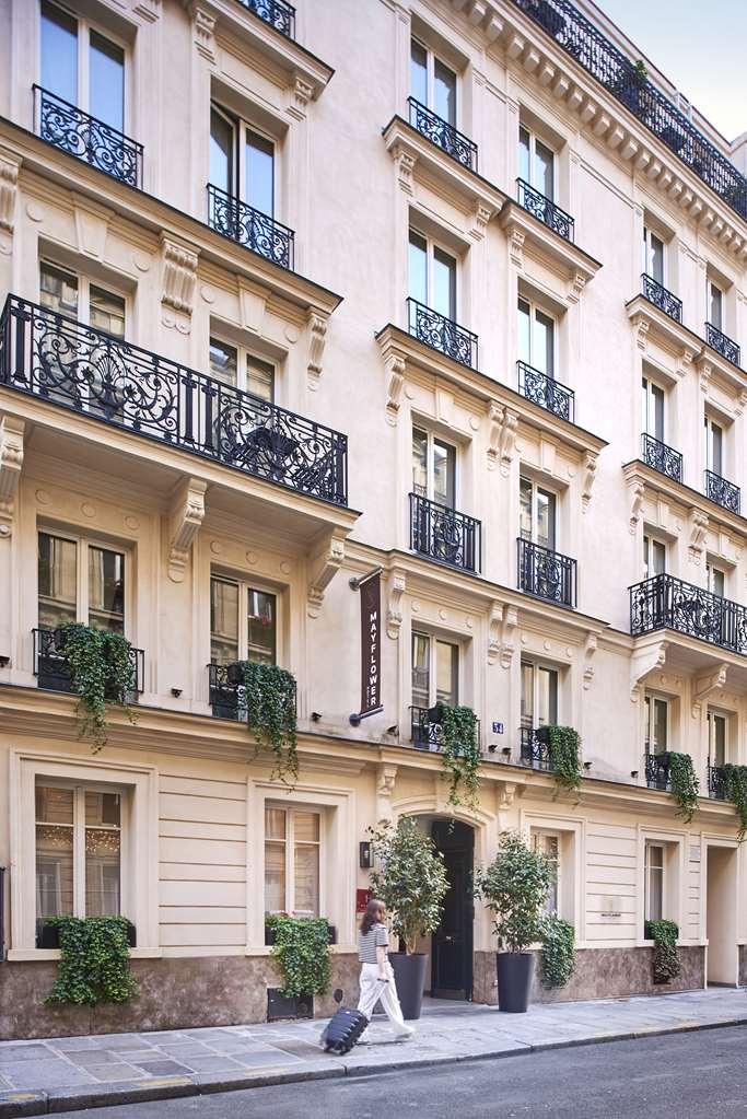 Mayflower Hotel
