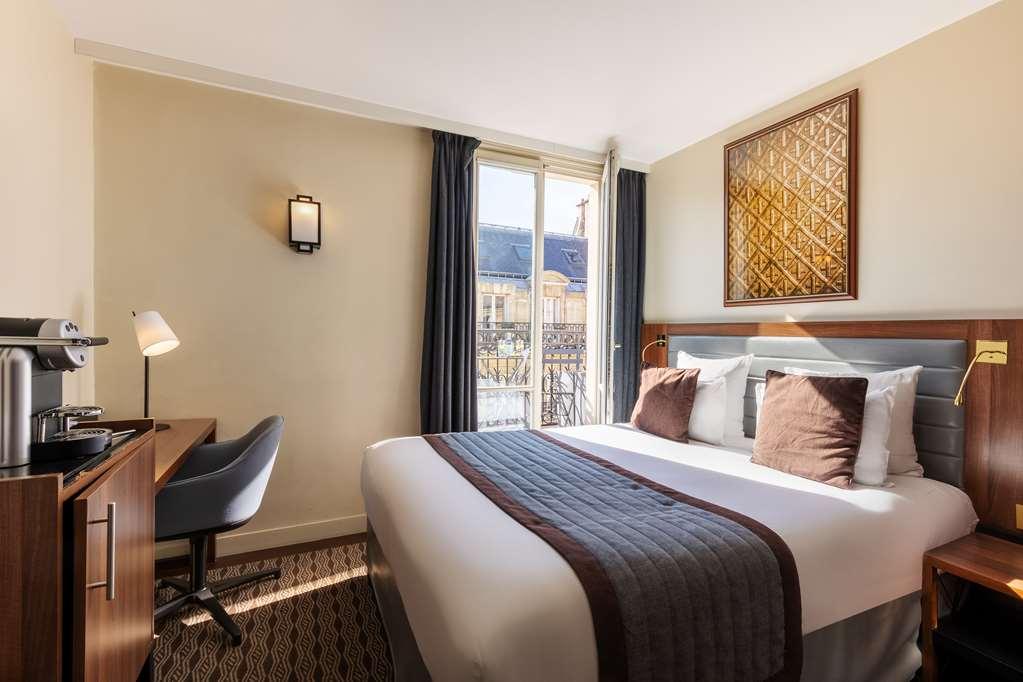Mayflower Hotel 4*